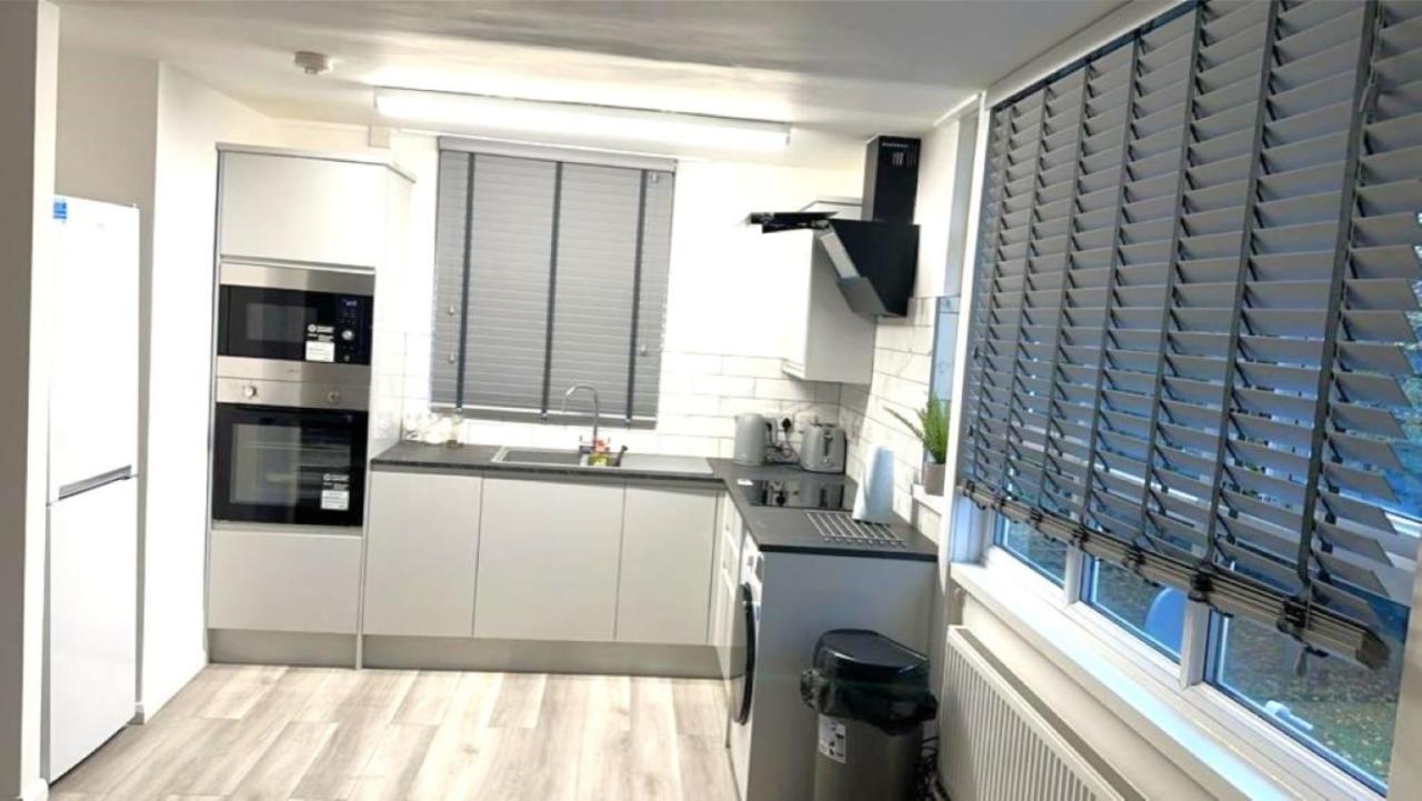 Stylish Apartment At Carlton Grove London Eksteriør billede