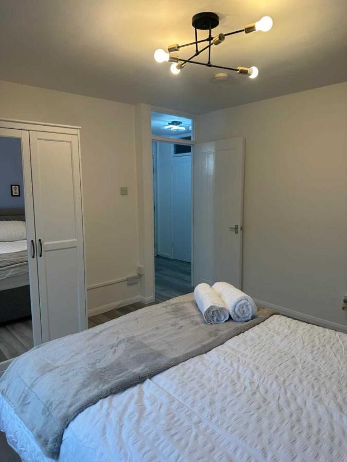 Stylish Apartment At Carlton Grove London Eksteriør billede
